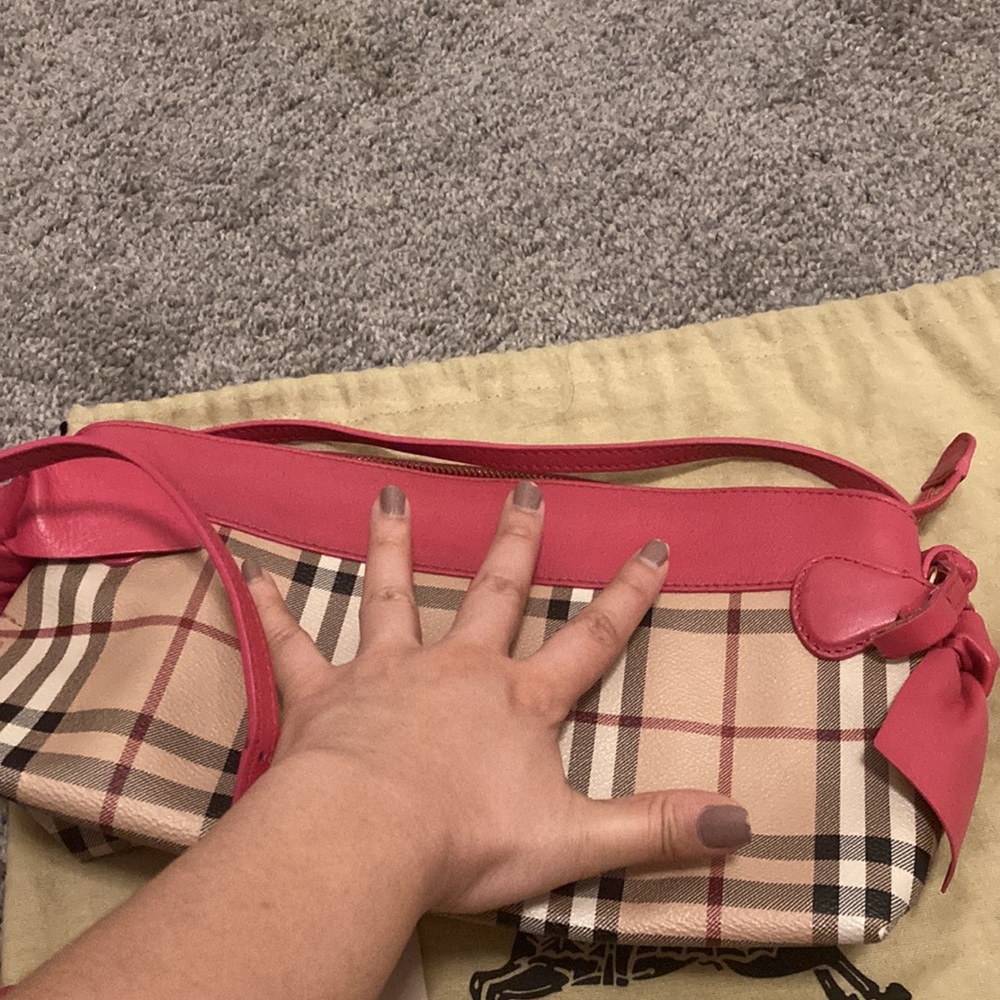 Burberry purse limited edition - Picture 8 of 8